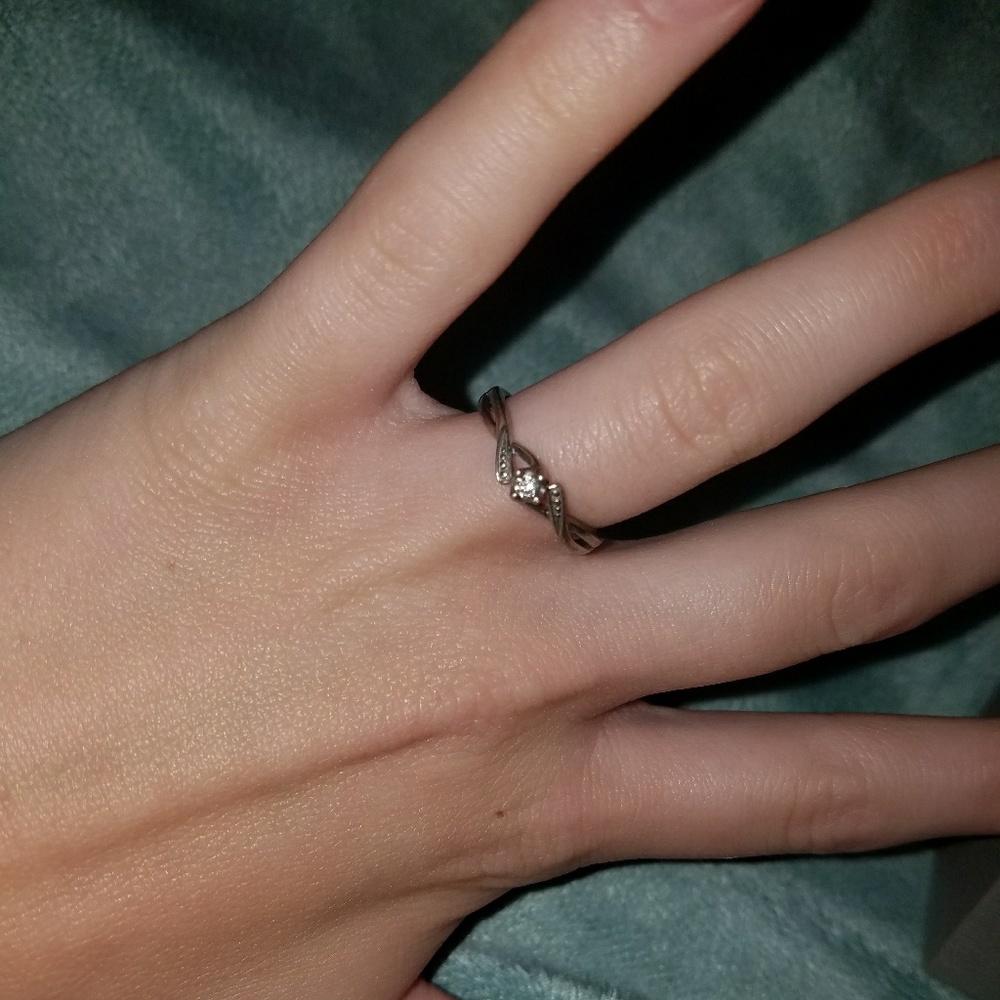 Diamond ring